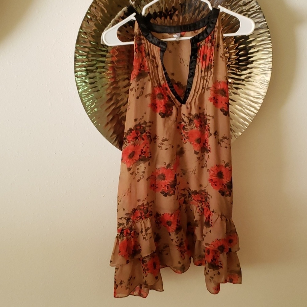 Flowy Top